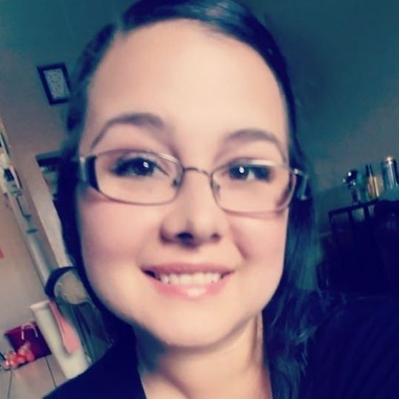 Meet your Posher, Alexis - Picture 1 of 1